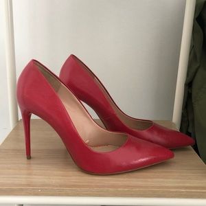 Zara Red pointed toe pumps